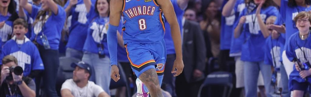 NBA官方：杰伦威穿印有不雅语言服装接受采访 罚款2.5万美元
